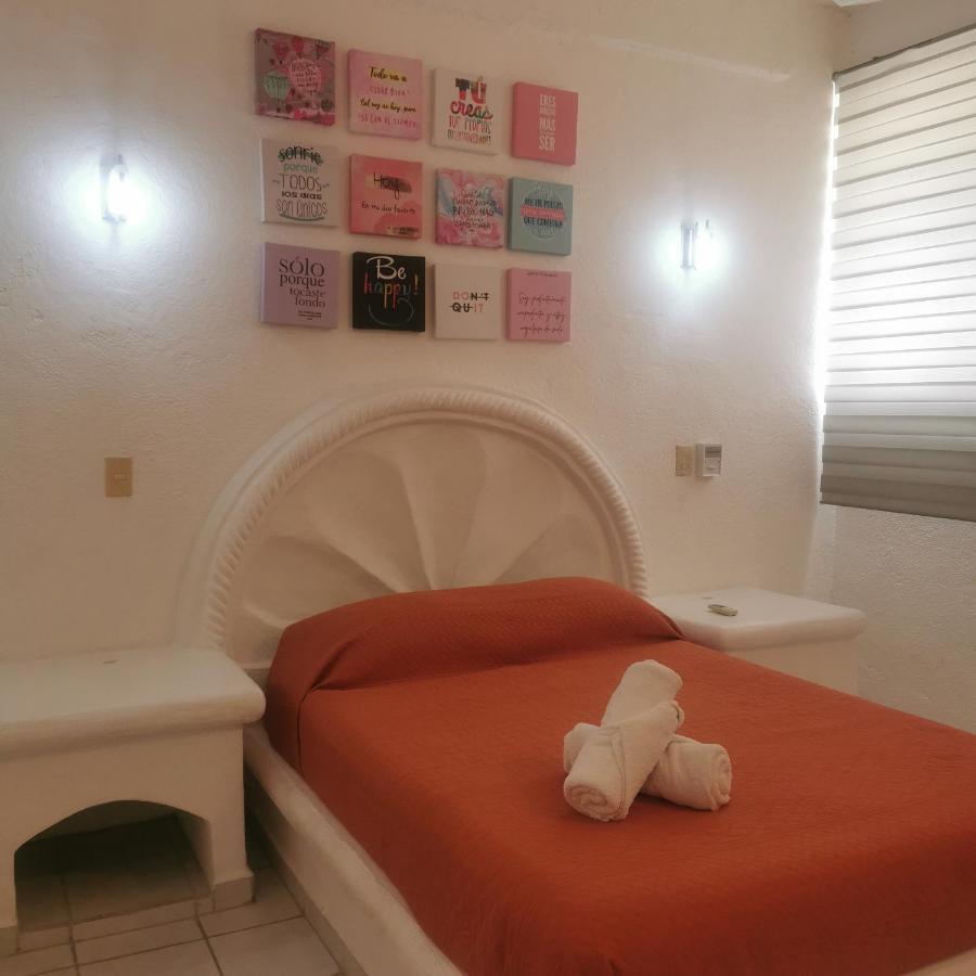 2 Bedroom Apartment With A/C Wi-Fi Best Location! Zihuatanejo Buitenkant foto