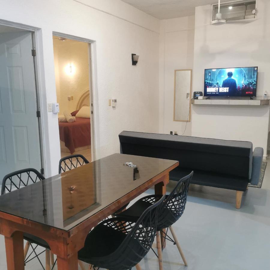 2 Bedroom Apartment With A/C Wi-Fi Best Location! Zihuatanejo Buitenkant foto