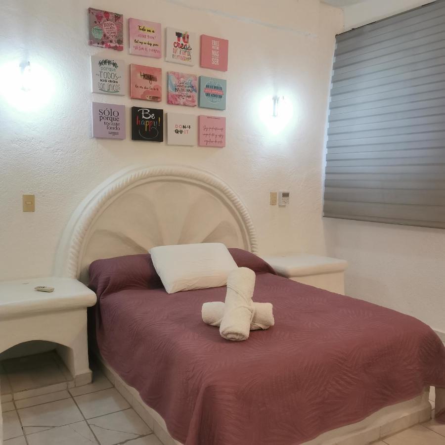 2 Bedroom Apartment With A/C Wi-Fi Best Location! Zihuatanejo Buitenkant foto