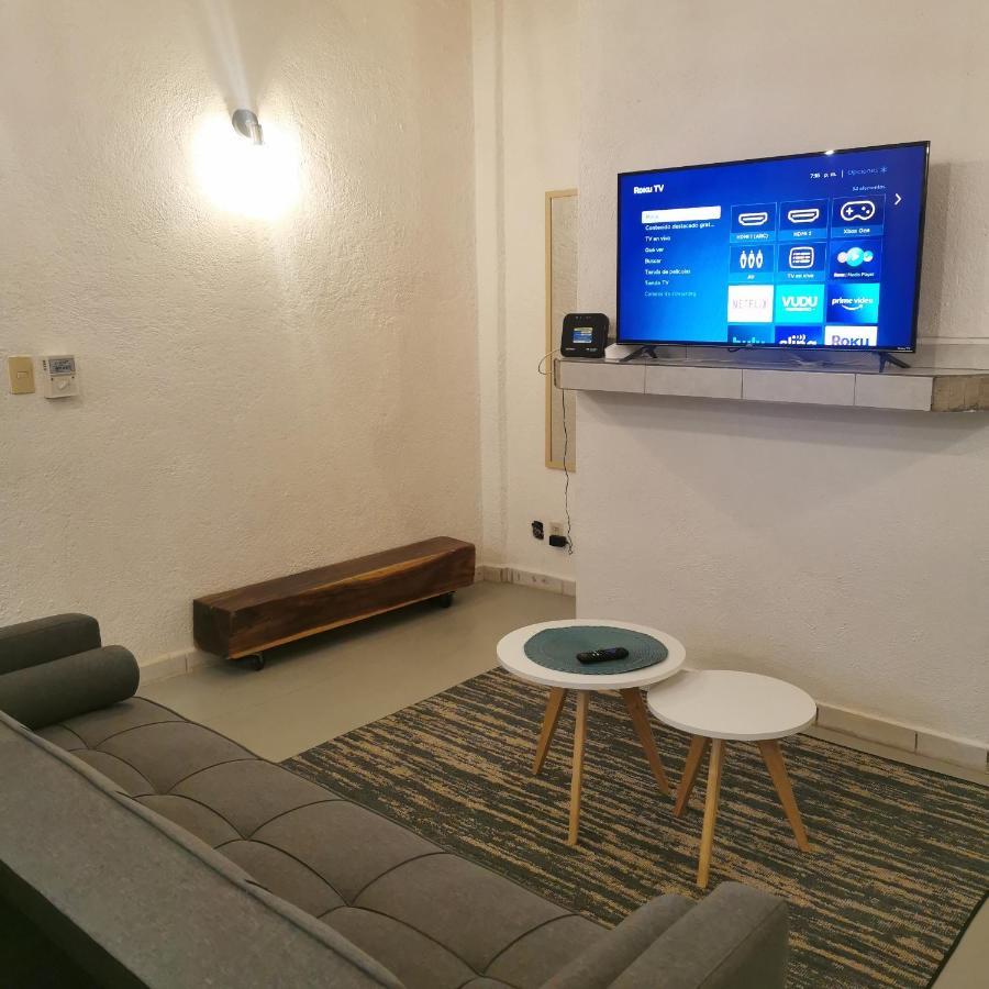 2 Bedroom Apartment With A/C Wi-Fi Best Location! Zihuatanejo Buitenkant foto